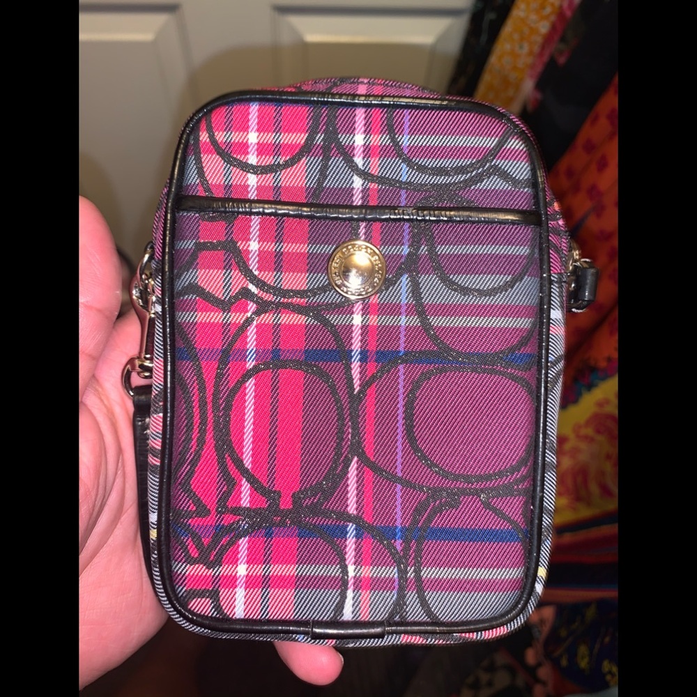 NEW Coach Wristlet with Glitter Cs!